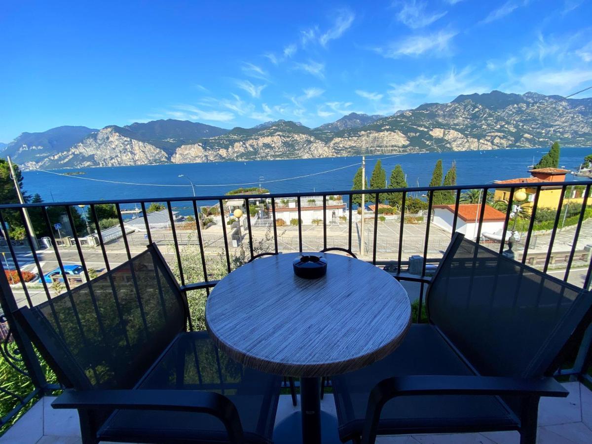 Appartamenti Capri Μαλτσεζίνε Εξωτερικό φωτογραφία